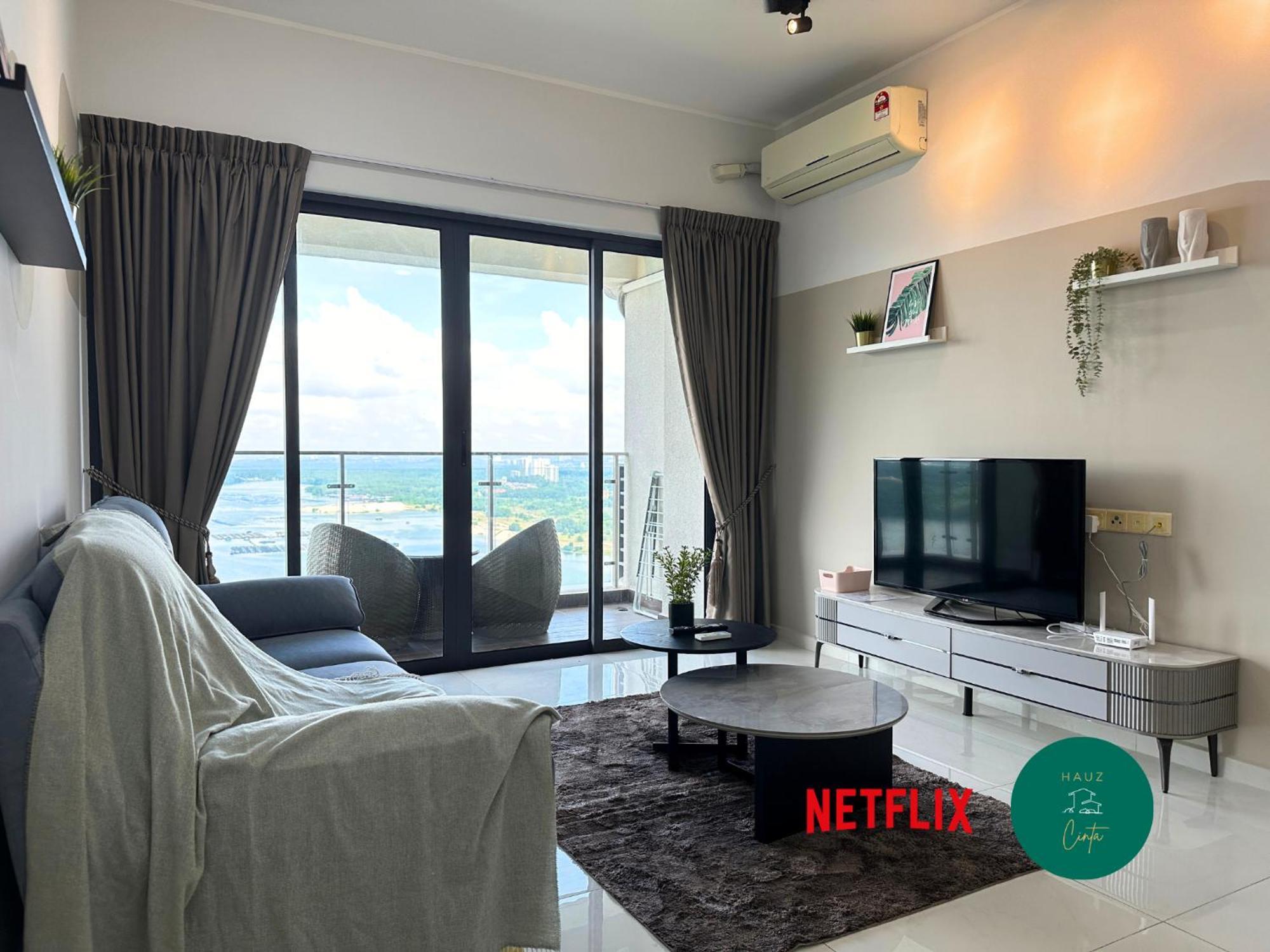 Harmony 3 Bedroom Sunset Danga Bay By Hauz Cinta