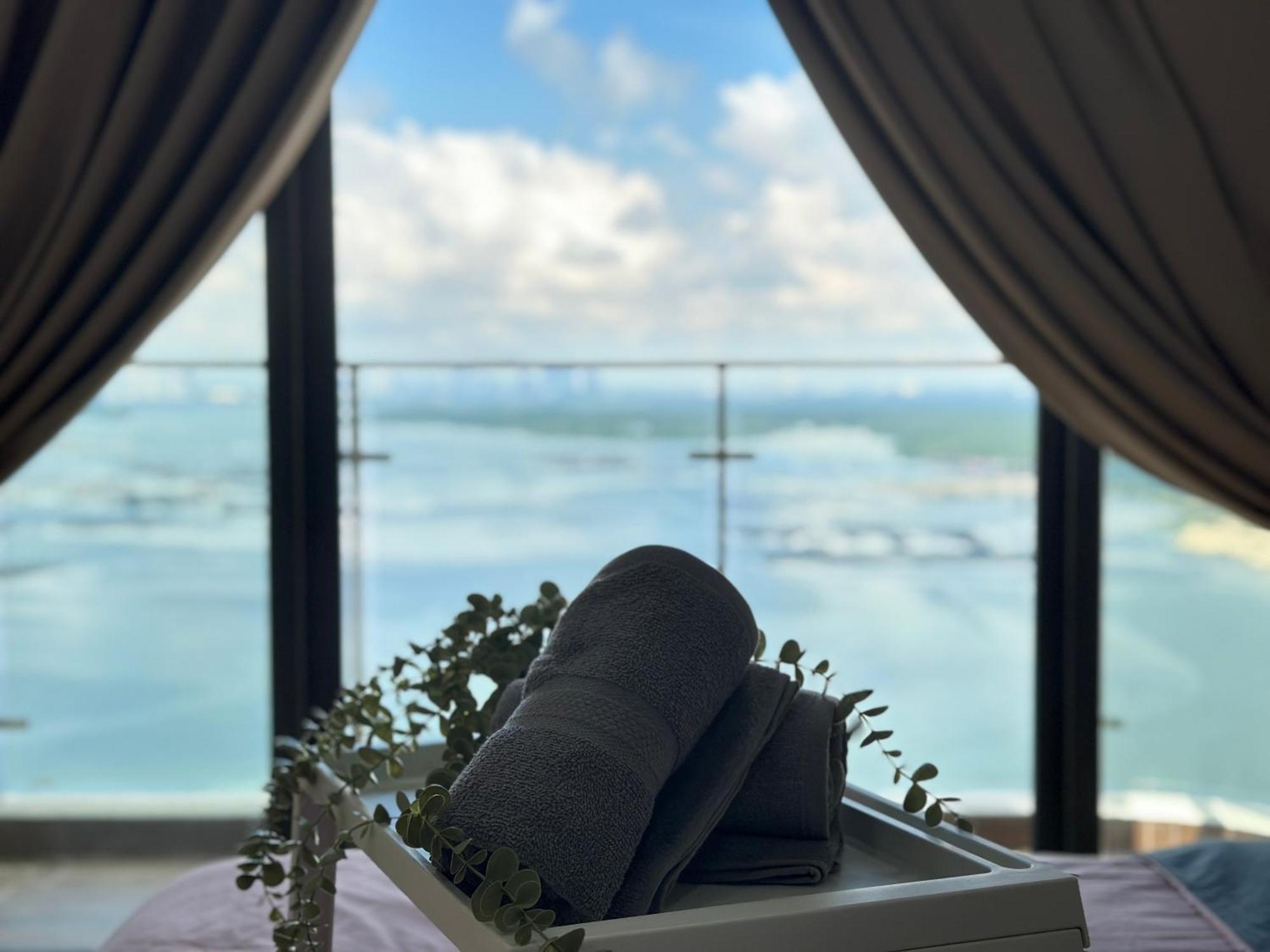 Apartment Harmony 3 Bedroom Sunset Danga Bay By Hauz Cinta